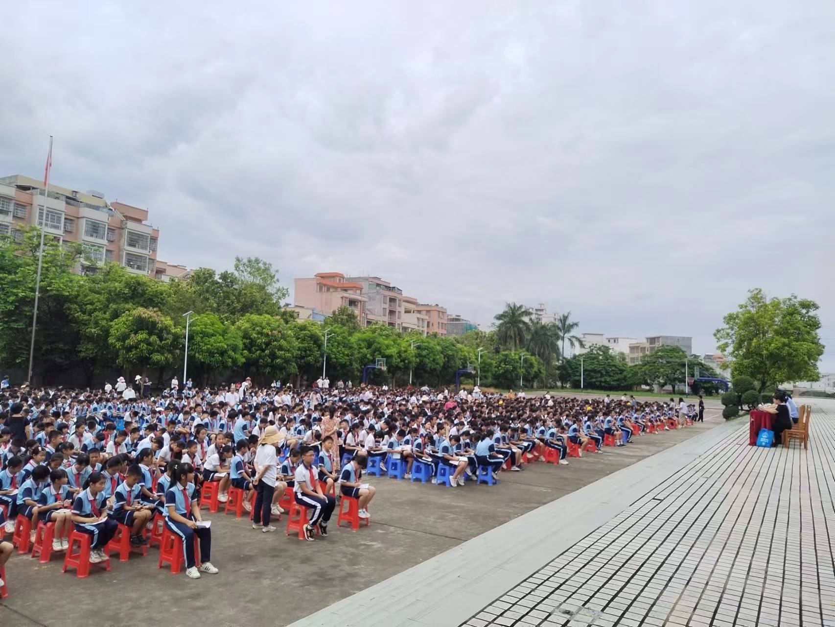 活动中.jpg