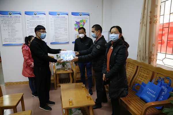 县法院、县人大法工委到桂圩镇了解疫情防控、禁毒工作2.jpg