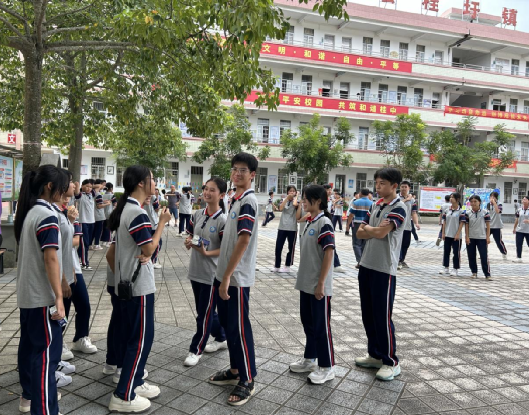 郁南县桂圩镇初级中学开展学生心理赋能活动3.png