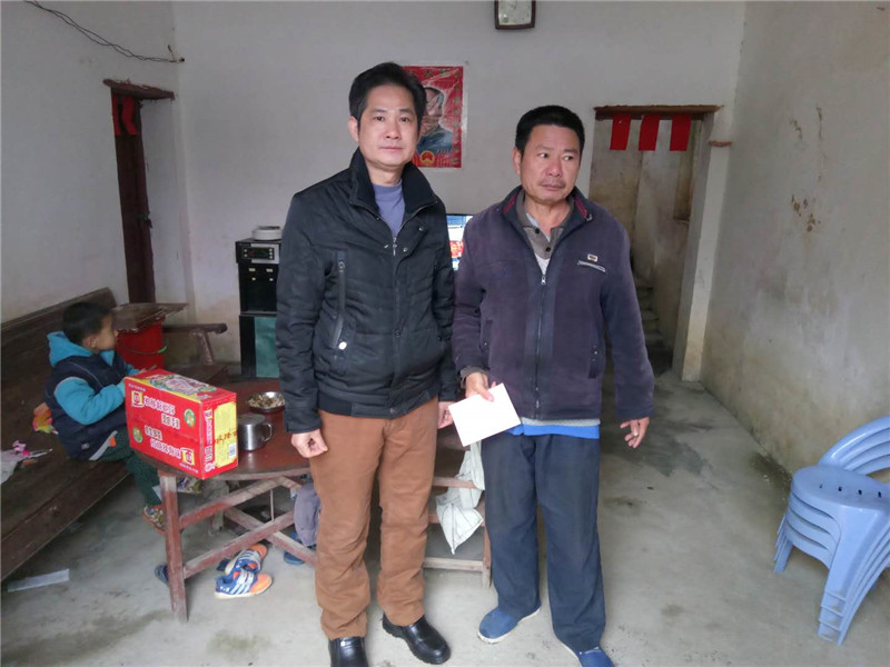 新时期精准扶贫蔡朝焜纪念中学2018年春节节