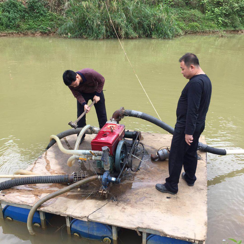 千官镇开展扫黑除恶打击非法采砂专项行动