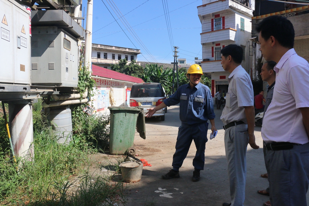 千官镇开展城乡涉电设施安全隐患排查 整治专项行动