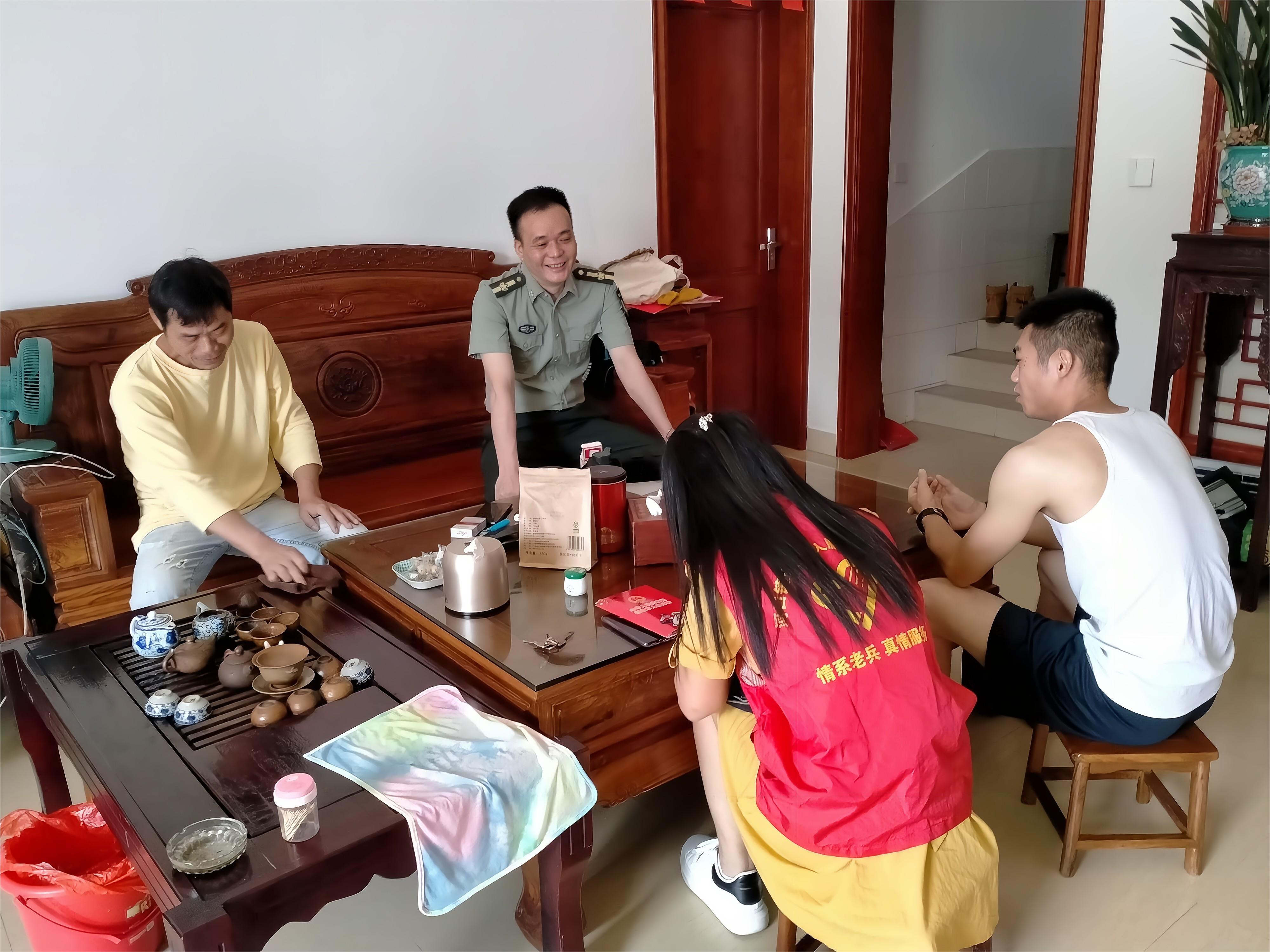 金秋九月退伍季返乡走访慰问