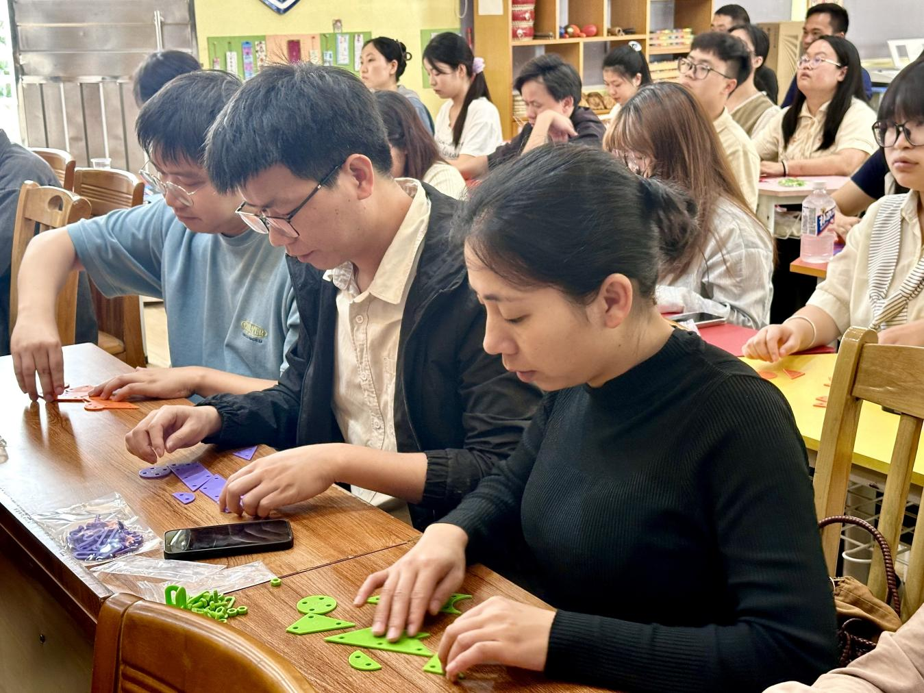 七巧启智，共促科技教育——云浮市第五届青少年科技七巧板创意制作竞赛教师培训班（郁南站）在都城镇锦江小学举办3.png